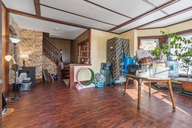 35 Ball St, Orange, MA 01364