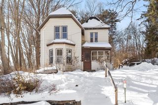 35 Ball St, Orange, MA 01364