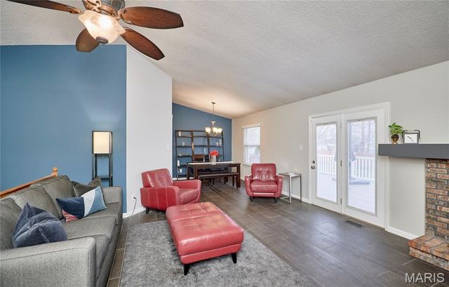 436 Tumulty Drive, Ballwin, MO 63021