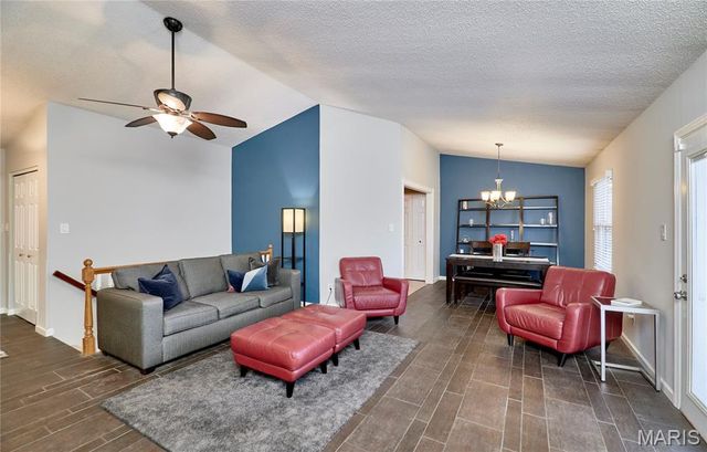 436 Tumulty Drive, Ballwin, MO 63021