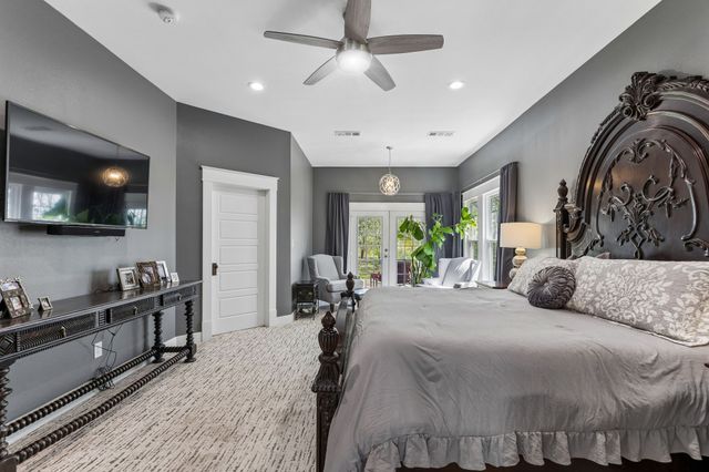 110 S Walnut, Roanoke, TX 76262