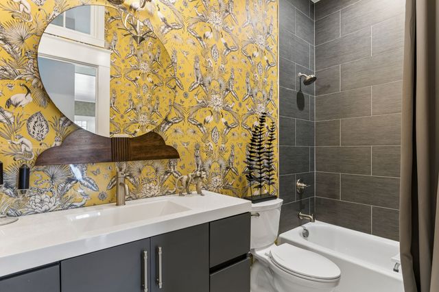 110 S Walnut, Roanoke, TX 76262