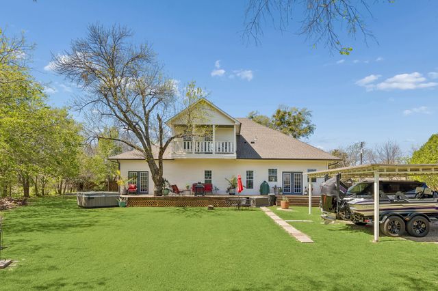 110 S Walnut, Roanoke, TX 76262