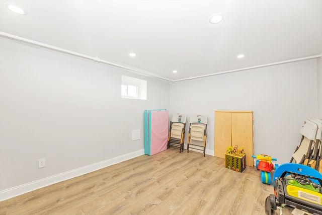 881 Pleasant St, Stoughton, MA 02072
