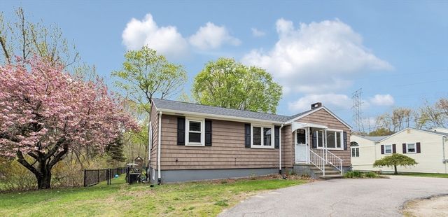 881 Pleasant St, Stoughton, MA 02072