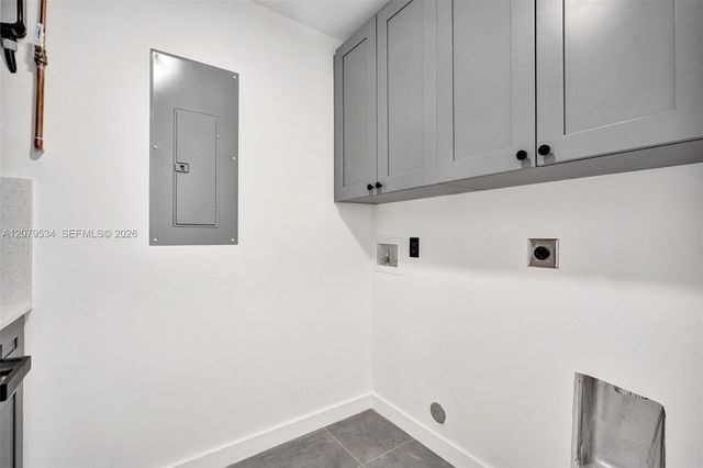 2255 NE 173rd Street 0, North Miami Beach, FL 33160