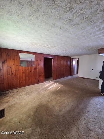 520 Kenmore Street, Lima, OH 45801