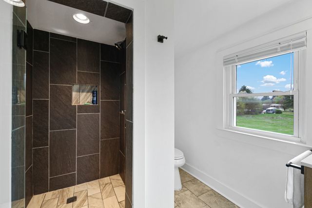 963 Lynchburg Rd, Winchester, TN 37398