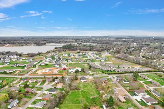 963 Lynchburg Rd, Winchester, TN 37398