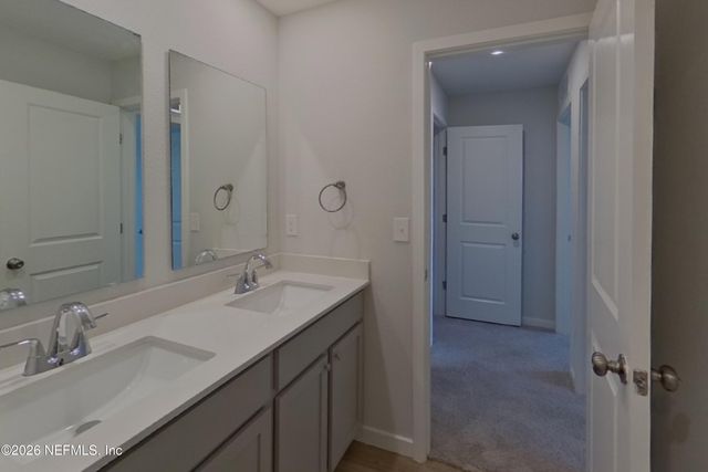 56 BRAZIL NUT Circle, Jacksonville, FL 32218