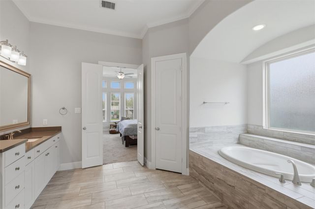 2429 Morning Ridge Lane, Friendswood, TX 77546