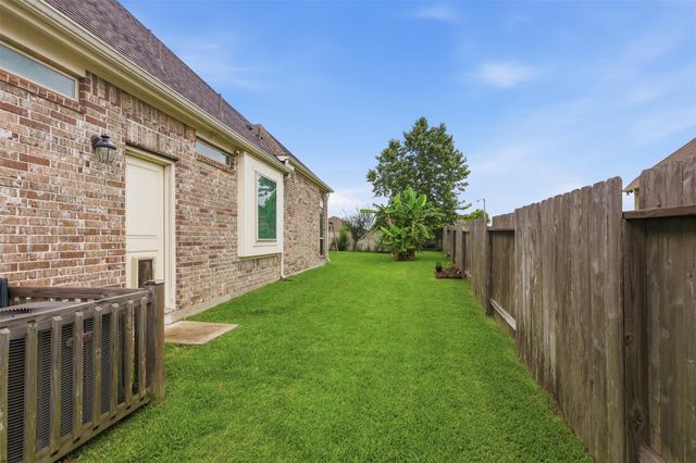 2429 Morning Ridge Lane, Friendswood, TX 77546