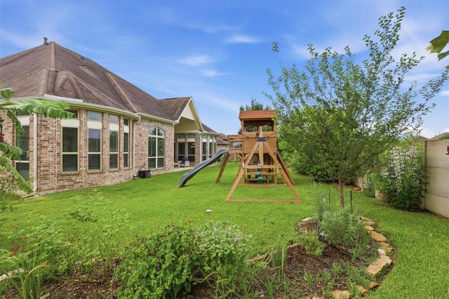 2429 Morning Ridge Lane, Friendswood, TX 77546