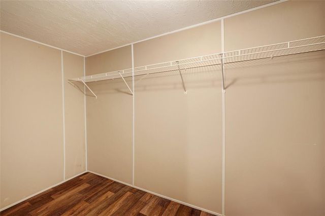 231 La Fortuna DR, Del Valle, TX 78617