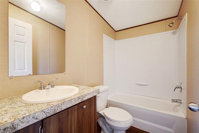 231 La Fortuna DR, Del Valle, TX 78617