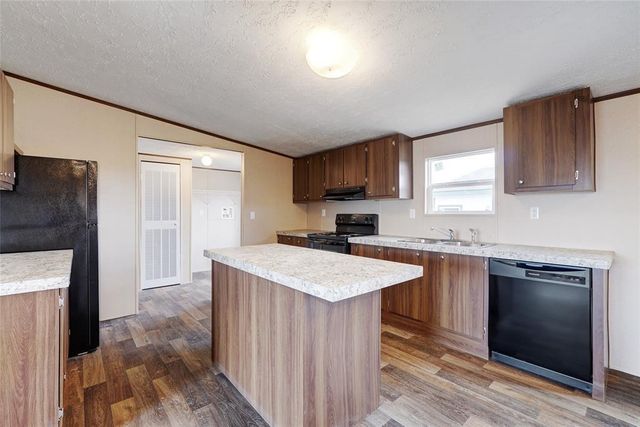 231 La Fortuna DR, Del Valle, TX 78617