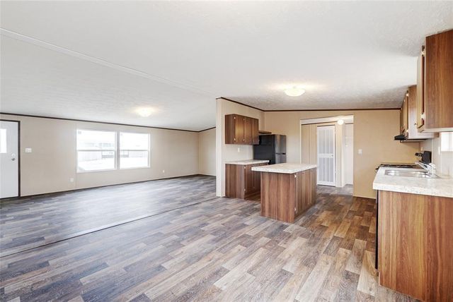231 La Fortuna DR, Del Valle, TX 78617