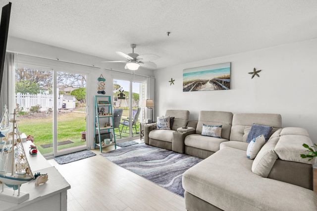 1100 Possum Trot Rd Apt E137, North Myrtle Beach, SC 29582