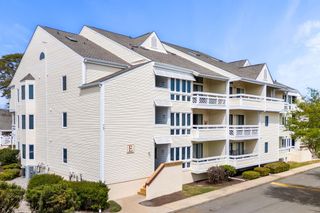 1100 Possum Trot Rd Apt E137, North Myrtle Beach, SC 29582