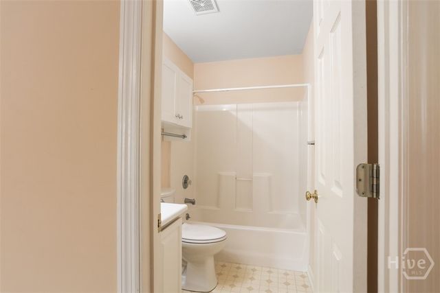 211 edgewater Road 40, Savannah, GA 31406