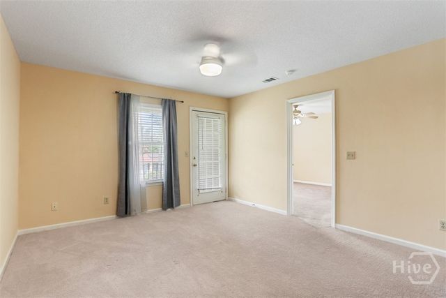211 edgewater Road 40, Savannah, GA 31406