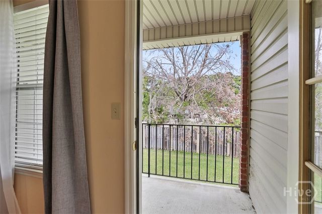 211 edgewater Road 40, Savannah, GA 31406