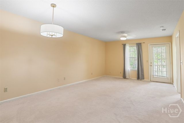 211 edgewater Road 40, Savannah, GA 31406