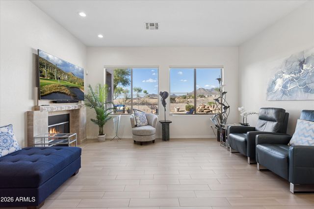 10550 E SHEENA Drive, Scottsdale, AZ 85255