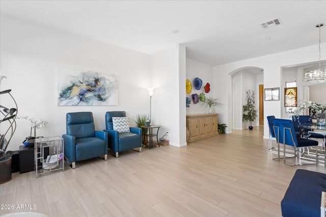 10550 E SHEENA Drive, Scottsdale, AZ 85255