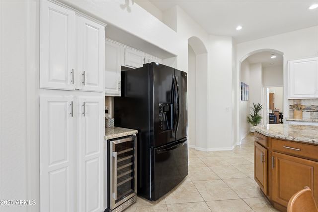 10550 E SHEENA Drive, Scottsdale, AZ 85255