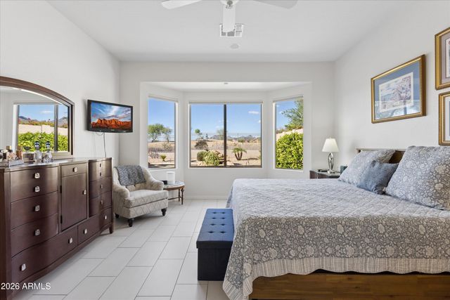 10550 E SHEENA Drive, Scottsdale, AZ 85255