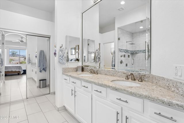 10550 E SHEENA Drive, Scottsdale, AZ 85255