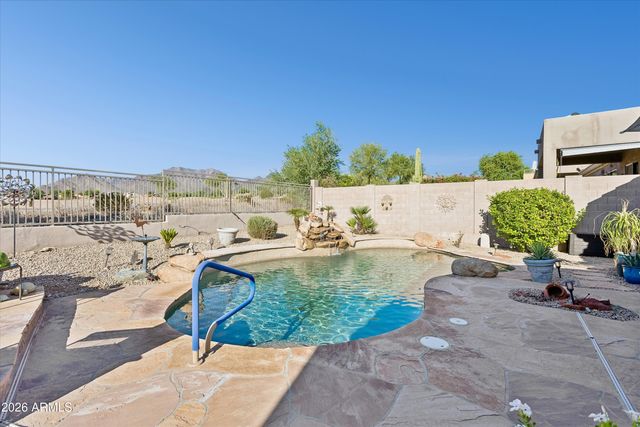 10550 E SHEENA Drive, Scottsdale, AZ 85255