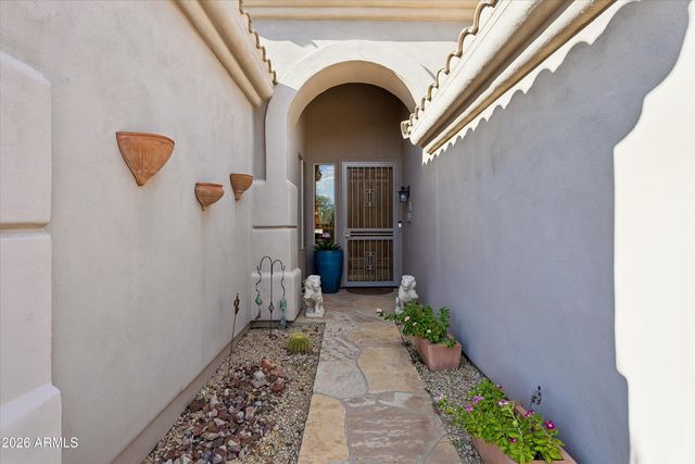 10550 E SHEENA Drive, Scottsdale, AZ 85255