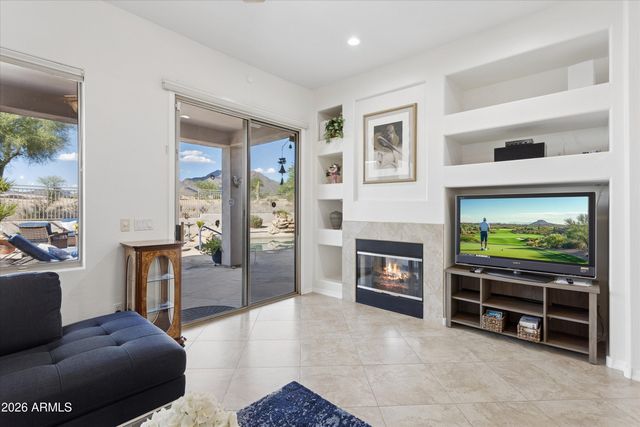 10550 E SHEENA Drive, Scottsdale, AZ 85255