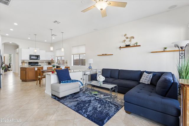 10550 E SHEENA Drive, Scottsdale, AZ 85255