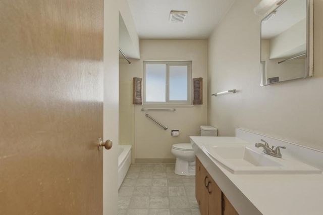754 San Simeon Drive, Salinas, CA 93901