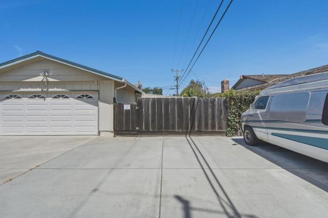 754 San Simeon Drive, Salinas, CA 93901