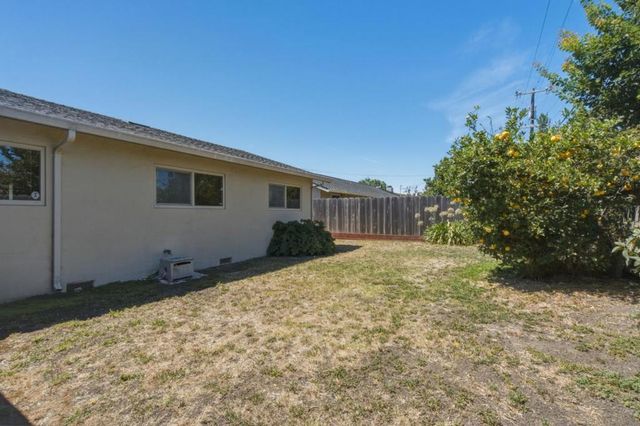 754 San Simeon Drive, Salinas, CA 93901