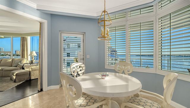 136 GOLDEN GATE POINT 502, Sarasota, FL 34236