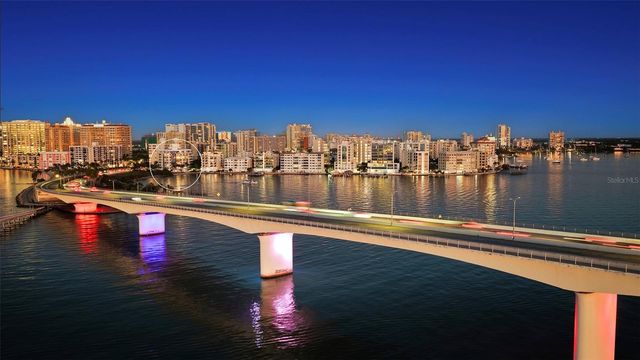 136 GOLDEN GATE POINT 502, Sarasota, FL 34236