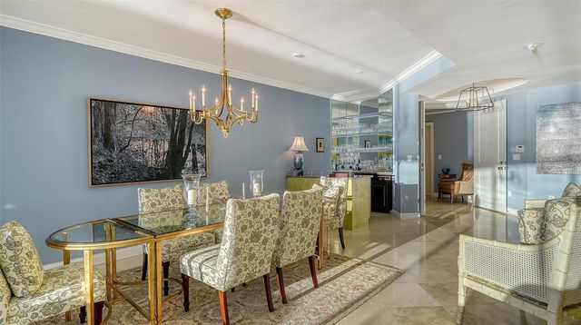 136 GOLDEN GATE POINT 502, Sarasota, FL 34236