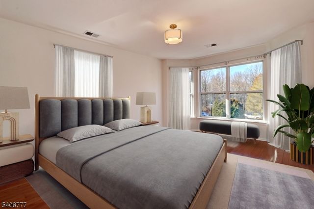 2 Katie Ct, East Hanover Twp., NJ 07936