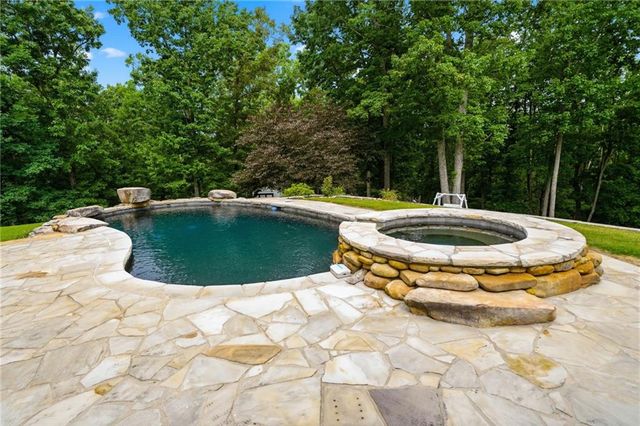 156 Lula Payne Trail, Ball Ground, GA 30107