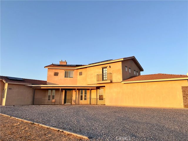 13975 Barker, Apple Valley, CA 92307