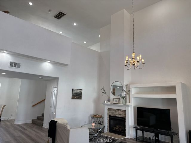 13975 Barker, Apple Valley, CA 92307