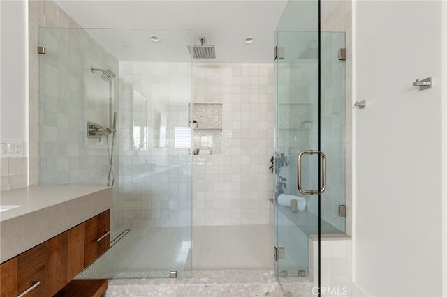 5417 E Anaheim Road, Long Beach, CA 90815