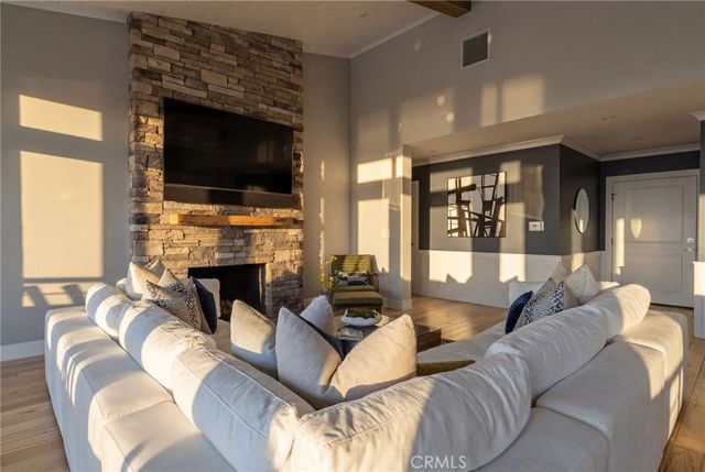 5417 E Anaheim Road, Long Beach, CA 90815