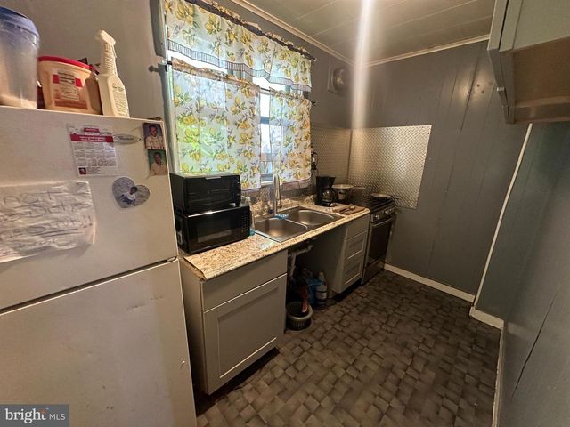 3045 AGATE ST, Philadelphia, PA 19134