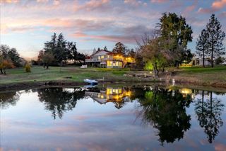 4960 N Creekhaven Rd, Auburn, CA 95602